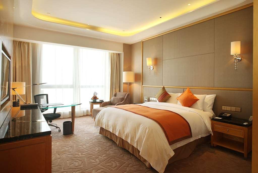 Wyndham Grand Plaza Royale Changsheng Jiangyin Номер фото