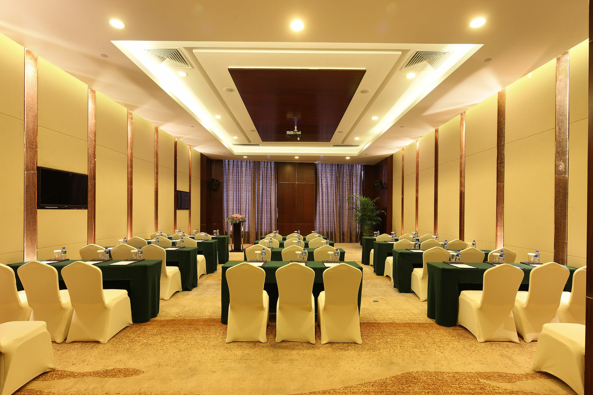 Wyndham Grand Plaza Royale Changsheng Jiangyin Екстер'єр фото